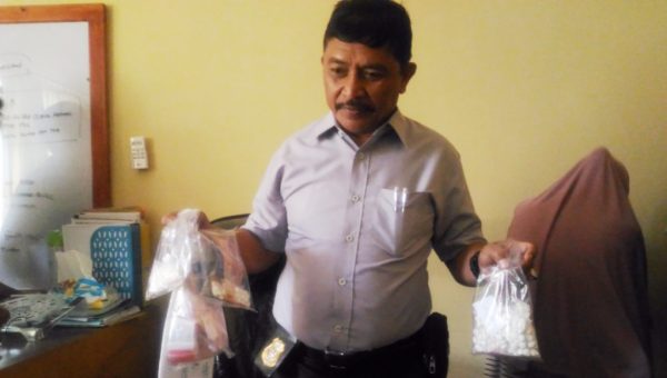 Ibu Rumah Tangga Diciduk Edarkan PCC di Kendari