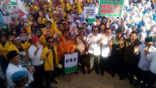 Ribuan Mahasiswa Ikuti Kuliah Akbar, Ini Pesan Kapolda Sultra