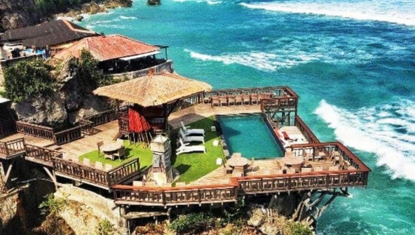 Menimbang Pariwisata Sebagai Pendongkrak Devisa