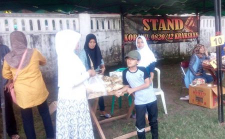 Pasar Murah yang di gelar Kodim 0820 Probolinggo untuk masyarakat Probolinggo. FOTO ; ASL