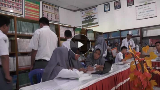 Minat Membaca di Perpustakaan Menurun