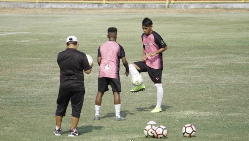 Persijap Siap Jamu Persik Kendal