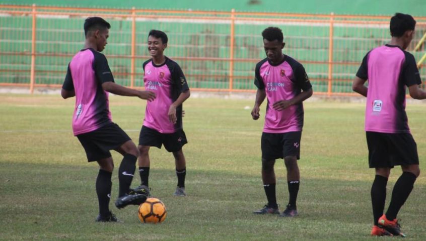 Jadwal Kompetisi Belum Jelas Persijap Undur Uji coba