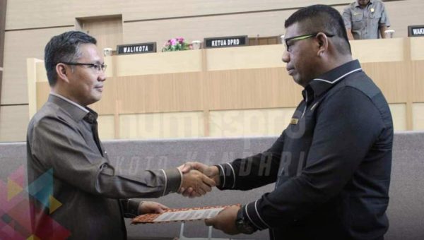 Pemkot dan DPRD Kota Kendari Tetapkan Dua Perda