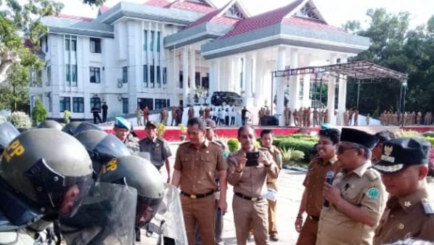 Persiapan Usir TKA, Bupati Konawe Cek Kesiapan Personil Satpol PP