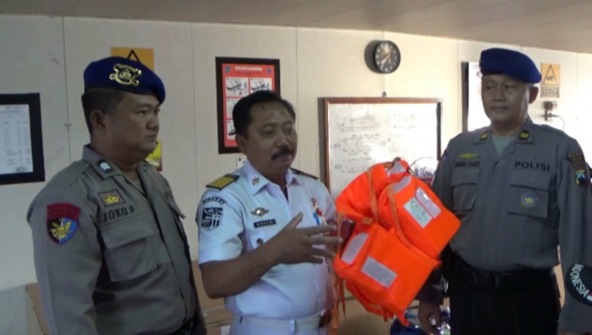 Polair Polres Jepara Sidak Kelayakan Kapal Motor Siginjai Tujuan Karimunjawa