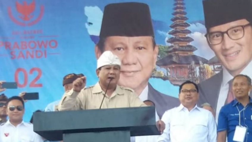 Capres Prabowo Sapa Warga Bali, Komitmen Berantas Korupsi dengan Taruhan Nyawa﻿