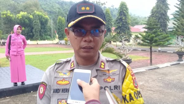 Puluhan Anggota Polres Buton Naik Pangkat