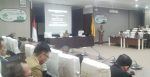 Rapat Senat Universitas Halu Oleo tentang penilaian dengan akan berakhirnya Plt rektor UHO Prof Dr Supriadi. FOTO : BAIM