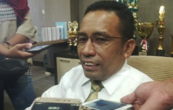 Rektor UHO DR. Muh. Zamrun. FOTO : BAIM