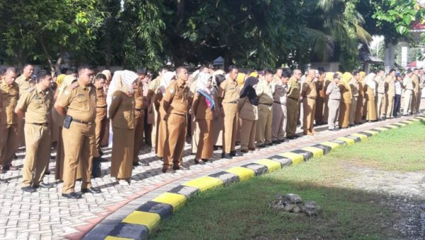 ﻿Hari Pertama, Bupati Wakatobi Gelar Apel Bersama ASN