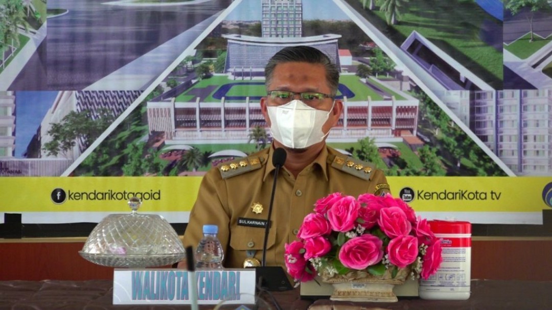 Wali Kota Kendari Divaksin Pertama