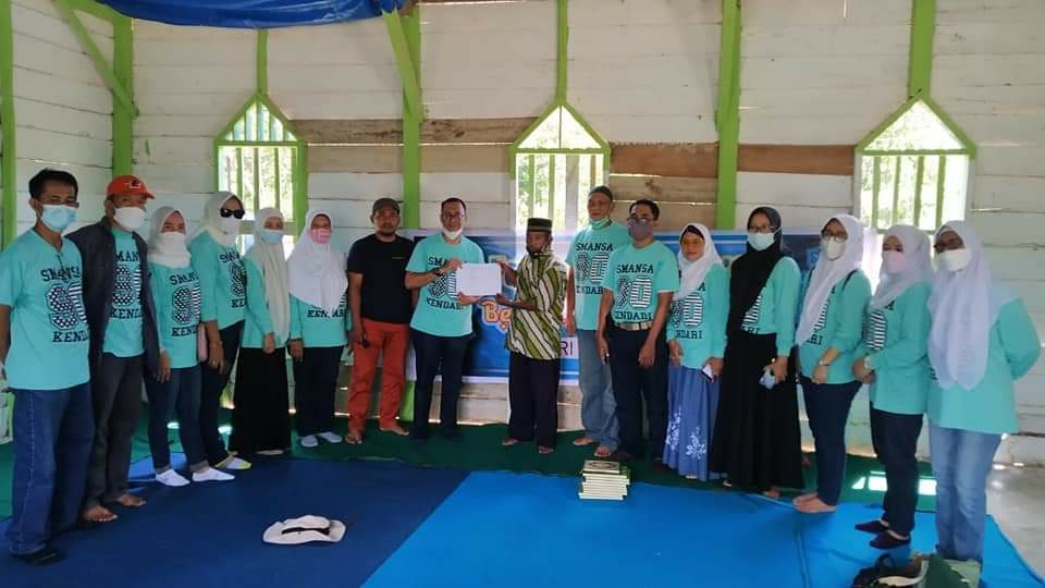 IKA Smansa Kendari Angkatan 90 Gelar Baksos Ramadan