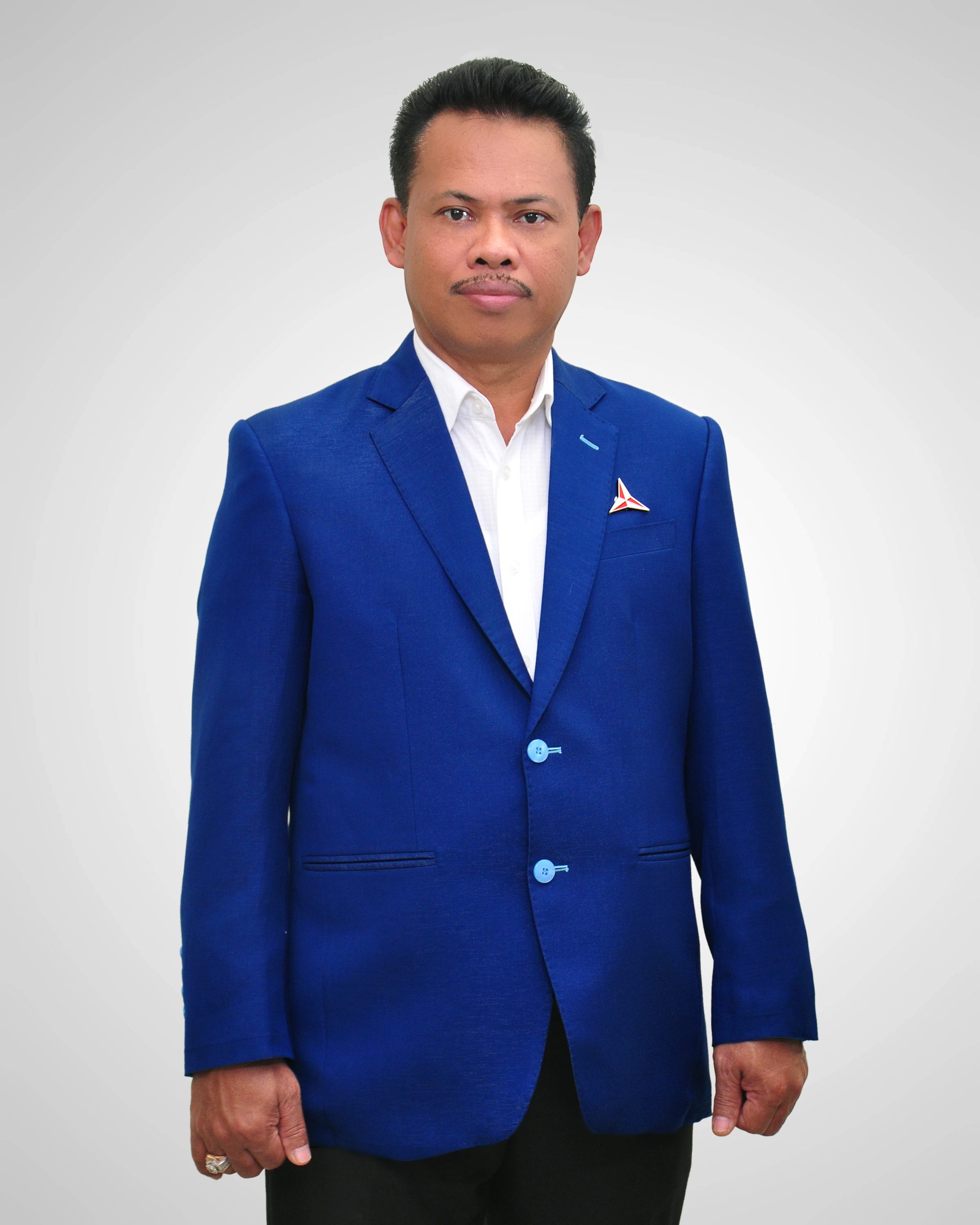 Sekilas Tentang Calon Bupati Kolaka Utara