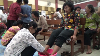 Jelang Paskah, Jemaat GITJ Basuh Kaki di Malam Kamis Putih 