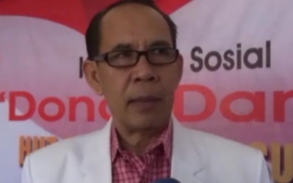 Kepala UTD PMI Sultra dr. Ansar sangka. FOTO : FEBRI