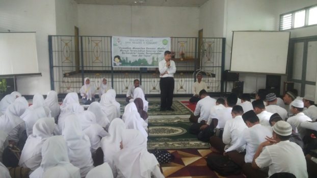 Sosialisasi larangan masuk organisasi terlarang yang dilaksanakan di SMA 4 Kendari. FOTO : BAIM