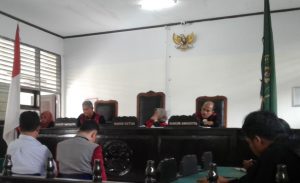 Sutamin dan Yusran Dituntut Satu Tahun 10 Bulan Penjara
