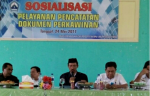 Pencatatan Dokumen Perkawinan oleh Dinas Dukcapil Bantaeng. FOTO : SYAMSUDDIN