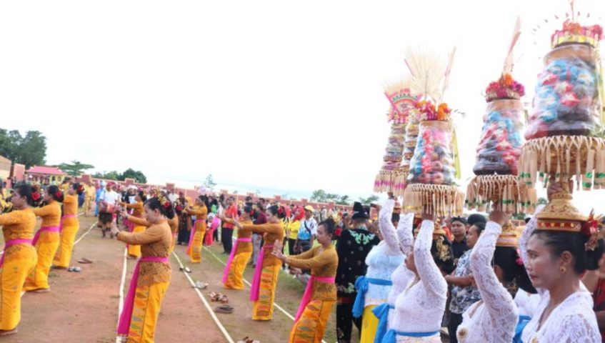Sambut Hari Jadi ke 16, Pemda Konsel Gelar Pawai Budaya﻿ (2)