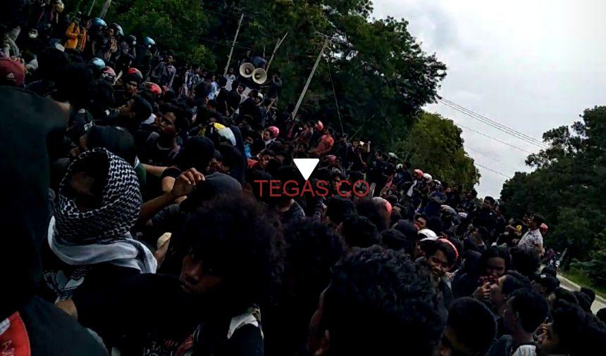 Video, Demo Warga Wawonii di Polda Sultra Tuntut Kapolres Kendari Dicopot