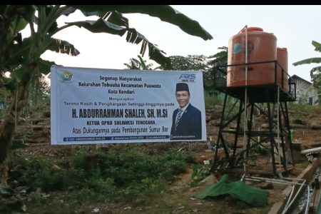 Reses di Tobuuha, Ketua DPRD Sultra Disambut Antusias Warga