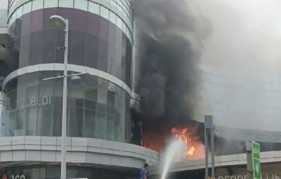 Kebakaran di Mall The Park Kendari