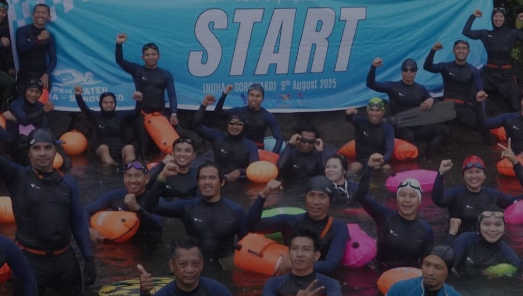 PT Vale Rayakan Open Water Renang Lintas Danau di Sorowako