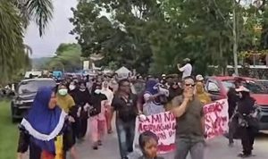 Ketika Tambang Berhenti, Hidup Warga Torobulu Ikut Terhenti Ketika Tambang Berhenti, Hidup Warga Torobulu Ikut Terhenti