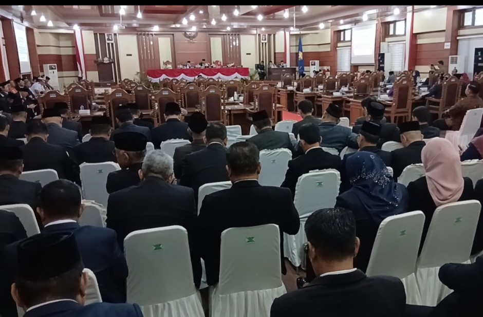 Ekonomi Sultra Tumbuh 6,19 Persen, DPRD Soroti Kenaikan Pengangguran pada Paripurna Kenegaraan