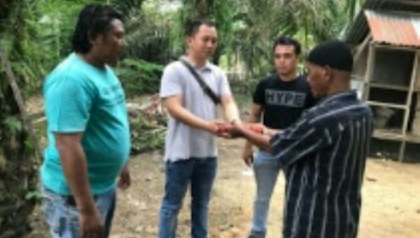 Seorang Warga di Aceh Serahkan Senjata Api ke Polisi