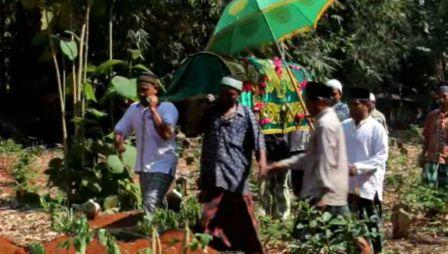 Sadis, Suami Bakar Istri Hingga Tewas