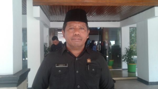 DPR, Pemkot dan Pedagang Akan Duduk Bersama Bahas Soal Pasar di Kendari