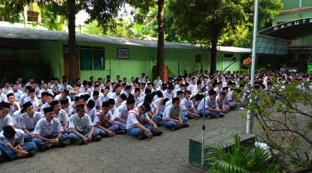 Doa Bersama Santri TBS Peringati Harlah ke-95 NU