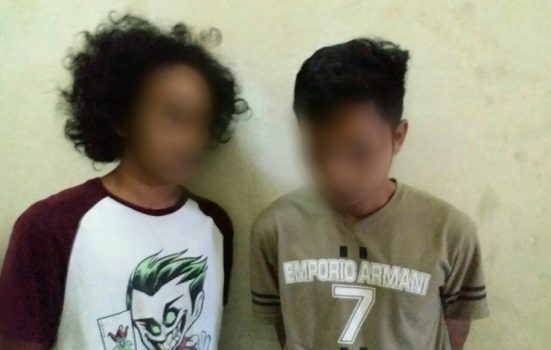 Dua tersangka pemerkosa dibawah umur yang diringkus jajaran Polres Bantaeng. FOTO : SYAMSUDDIN
