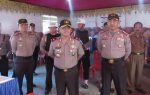 Kapolda Sultra brigjend Pol. Andap budhi Revianto saat memantau Pilkades serentak di Kabupaten Kolaka FOTO ; ASDRA LANTOR