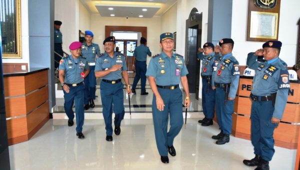 Pangarmada II Terima Kuniungan Kerja Komandan Kodiklatal