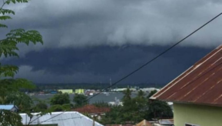 Tsunami di Kendari, BMKG Imbau Warga Tidak Beraktivitas di Tempat Terbuka