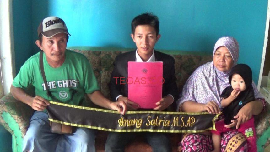 Viral, Anak Penjual Somay di Kolaka Raih Gelar Sarjana﻿