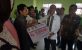 Wakil Bupati Konsel DR H Arsalim Arifin, SE M. Si Saat Menyerahkan Bantuan BSPS Warga Secara Simbolis Di Kecamatan Ranomeeto. Jum'at (21/7/2017). FOTO : MAHIDIN