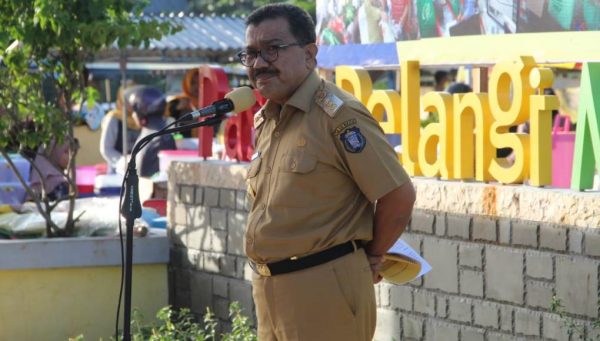 ﻿Soal "Cerai", Begini Respon Bupati Wakatobi Sama Pasangan Duetnya