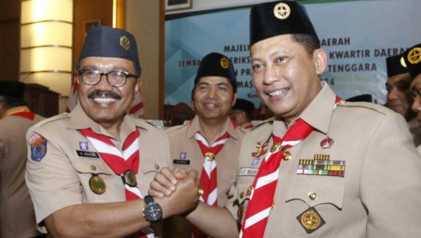 Bupati Wakatobi Raih Anugerah Pendidikan Indonesia