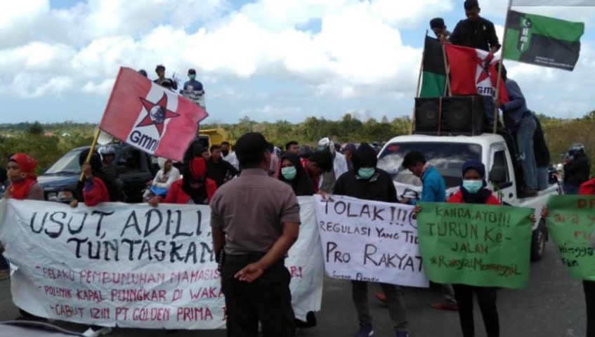 Pelantikan Anggota DPRD Wakatobi Diwarnai Aksi Unjuk Rasa