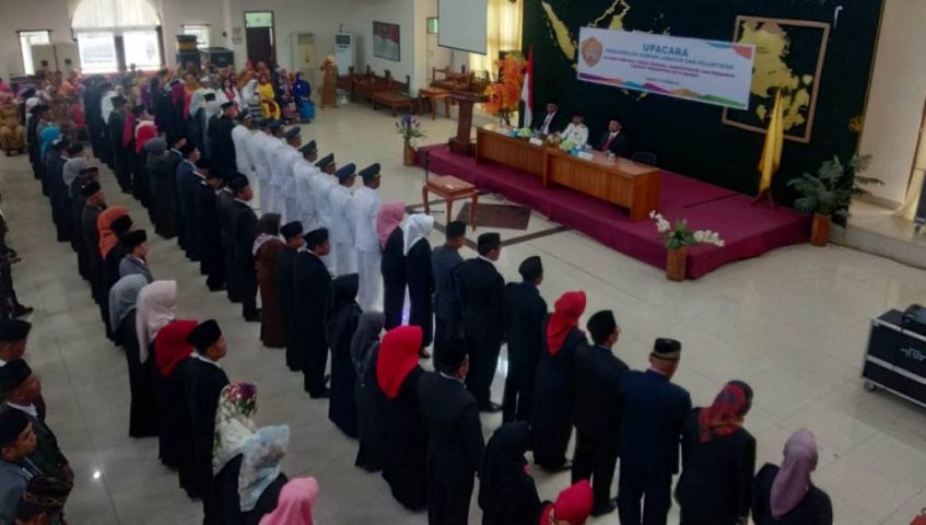Wali Kota Baubau Lantik 130 Pejabat