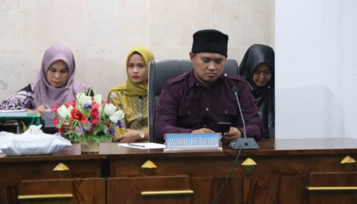 6 Fraksi Apresiasi Keberhasilan LKPJ PJ Bupati Kolut Raih Sejumlah Piagam 