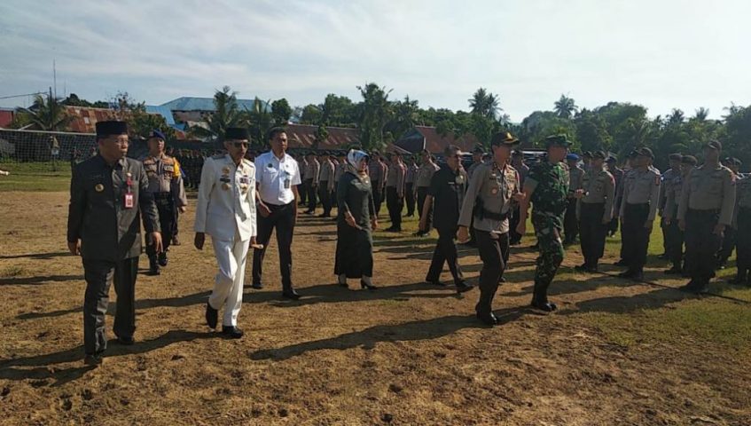 Wali Kota Baubau Hadiri Apel Konsolidasi Gelar Pasukan Pengamanan Pemilu 2019﻿
