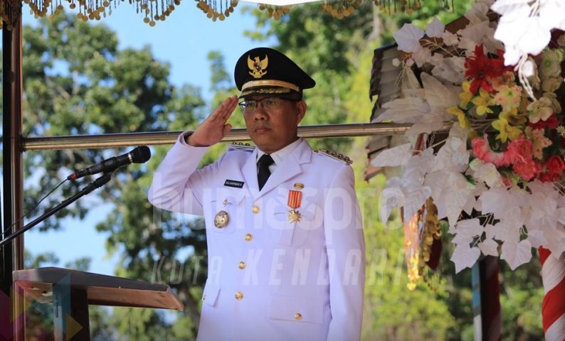 Wali Kota Kendari Pimpin Upacara