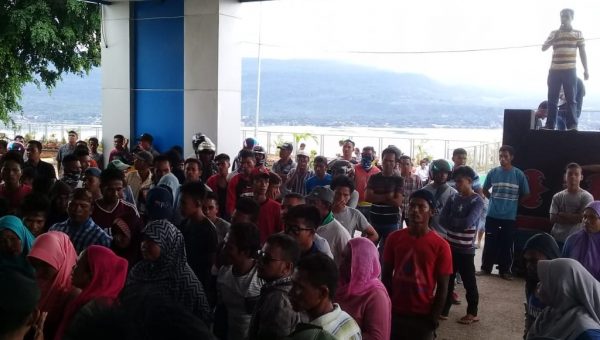 Warga Kondowa, Kembali Desak Bupati Buton Lantik Kades Terpilih
