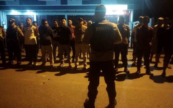 Dua Kelompok Warga di Baubau Bertikai