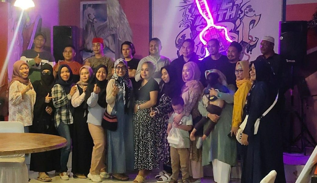 Wujudkan Semangat Kekeluargaan, PPK dan PPS se-Kecamatan Katobu Silaturahmi Lewat Bukber